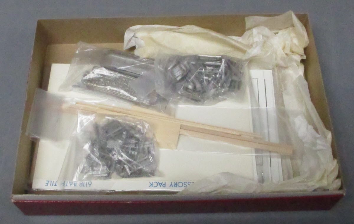 Scale Structures 1125 HO Scale Dorothy's Home Building Kit