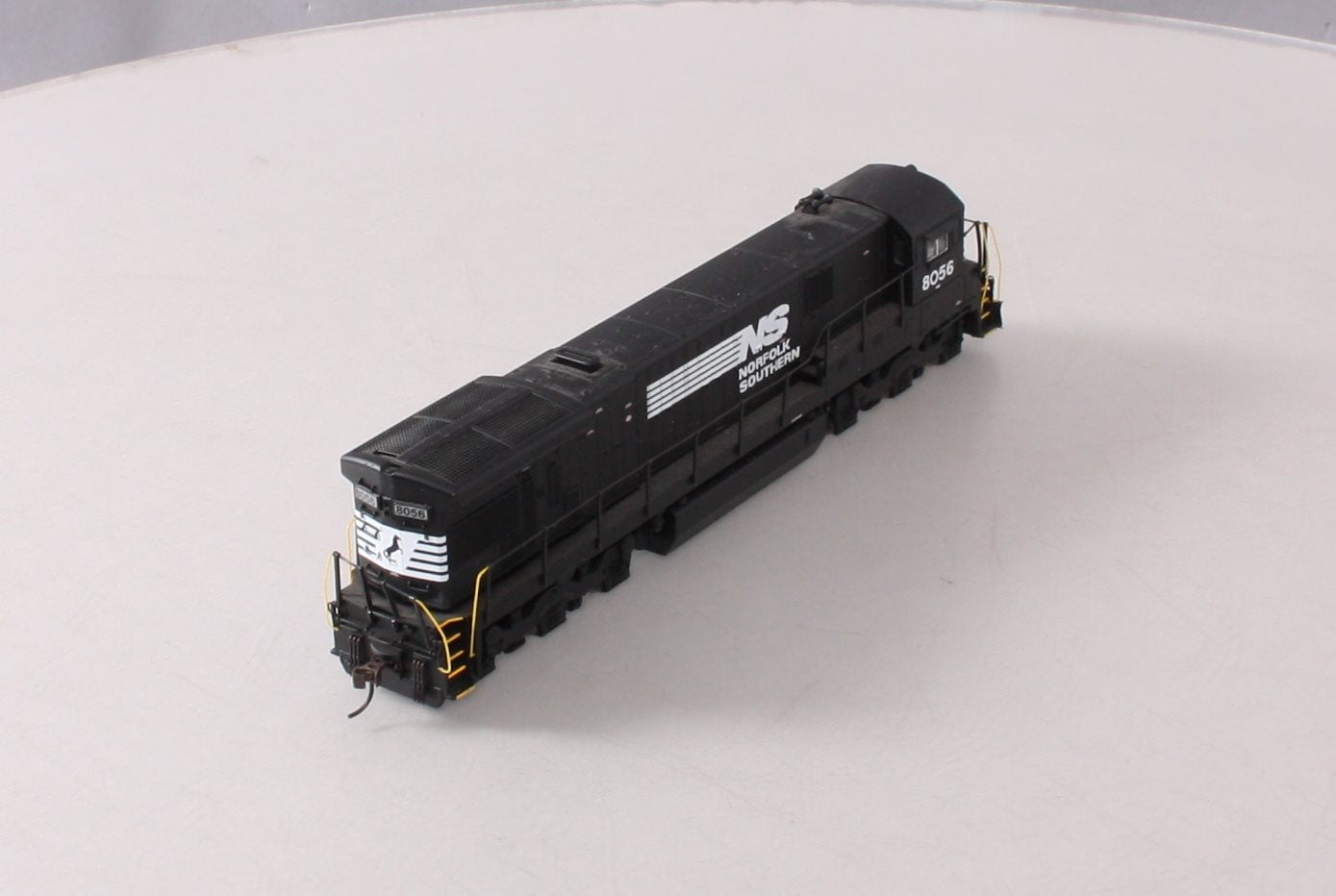 Broadway Limited 571 HO Norfolk Southern Diesel C30-7 with 2 Window Cab #8056