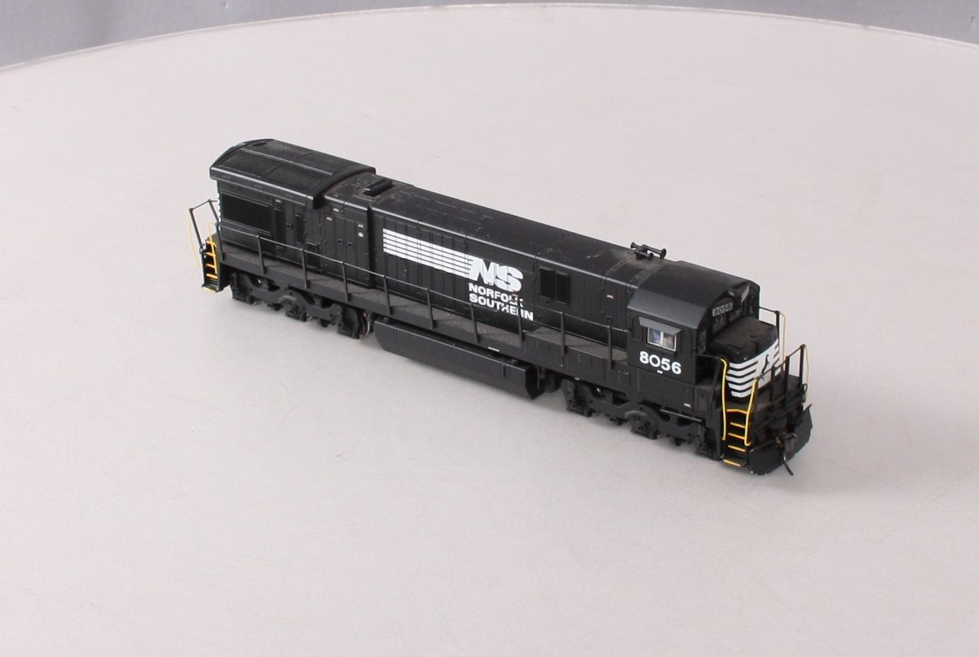 Broadway Limited 571 HO Norfolk Southern Diesel C30-7 with 2 Window Cab #8056