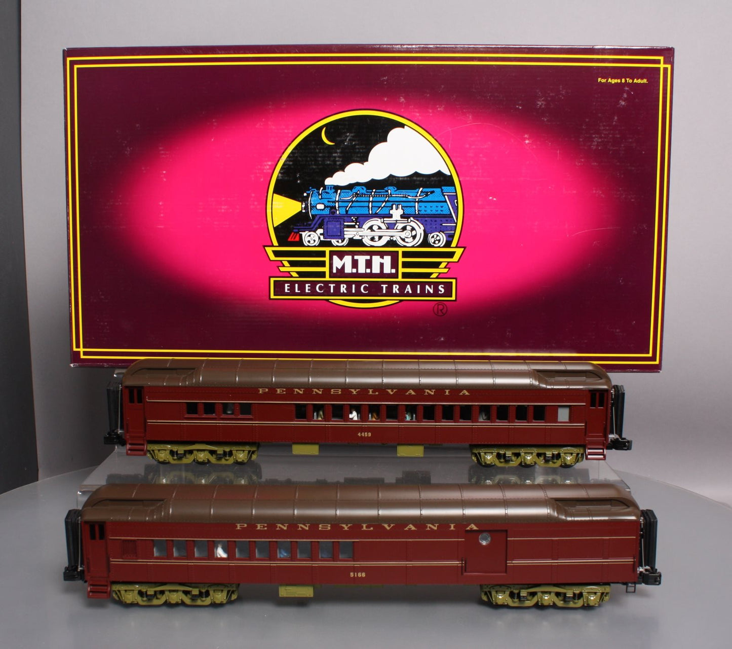 MTH 20-4187 O Pennsylvania 70' Madison Comb/Diner Passenger Car Set (Set of 2)