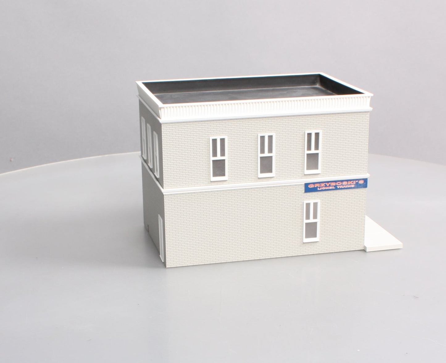 Lionel 6-34129 O Grzyboski's Lionel Trains Main Street Building