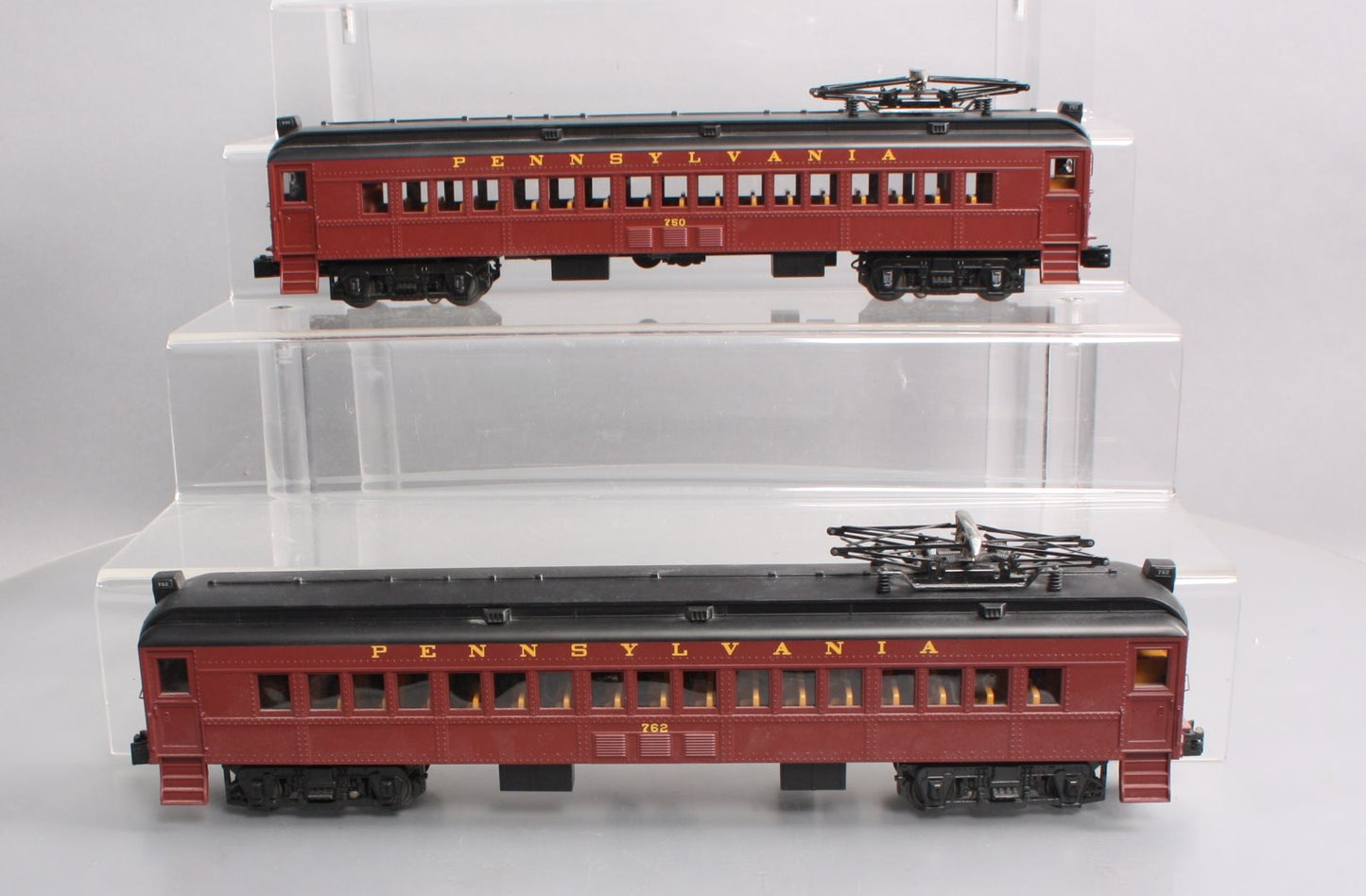 MTH 30-20174-3 PRR MU Non-Powered Passenger Electric Loco  Add-On (Set of 2)