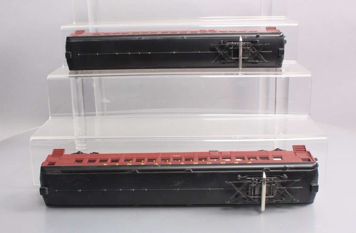 MTH 30-20174-3 PRR MU Non-Powered Passenger Electric Loco  Add-On (Set of 2)