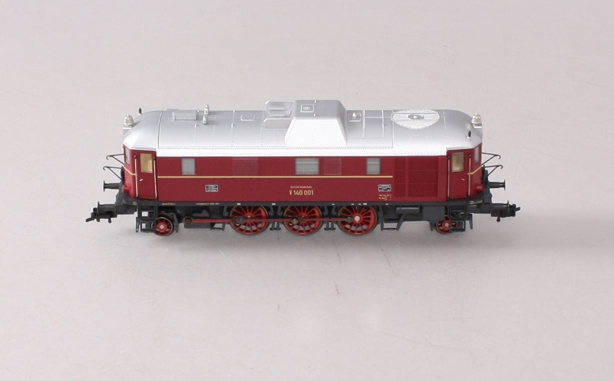 Trix 22153 DB Class V 140 001 Diesel Locomotive