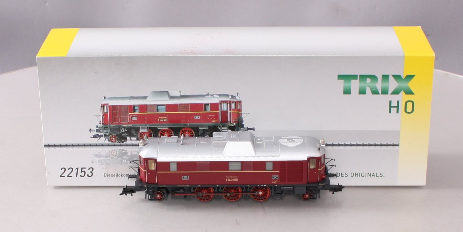 Trix 22153 DB Class V 140 001 Diesel Locomotive – Trainz