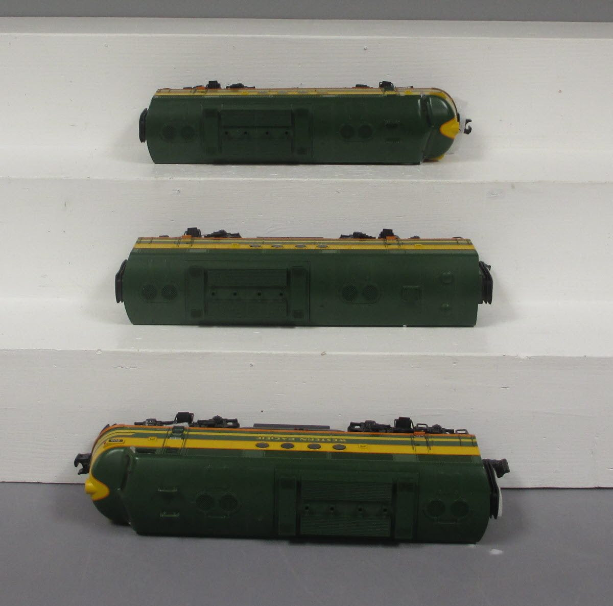 MTH 20-2747-1 Western Pacific FT ABA Diesel Set w/PS 2.0 #906A/906D/906B
