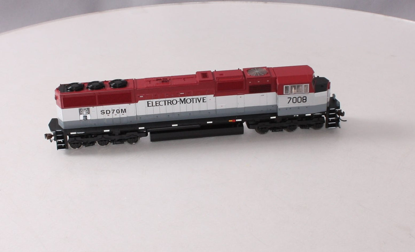 Athearn G6123 HO EMD Leasing SD 70M Diesel Locomotive #7008
