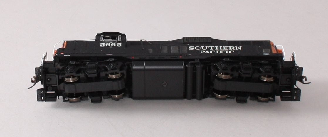 Athearn G64240 HO Southern Pacific GP9 Diesel Locomotive #5665 w/ DCC