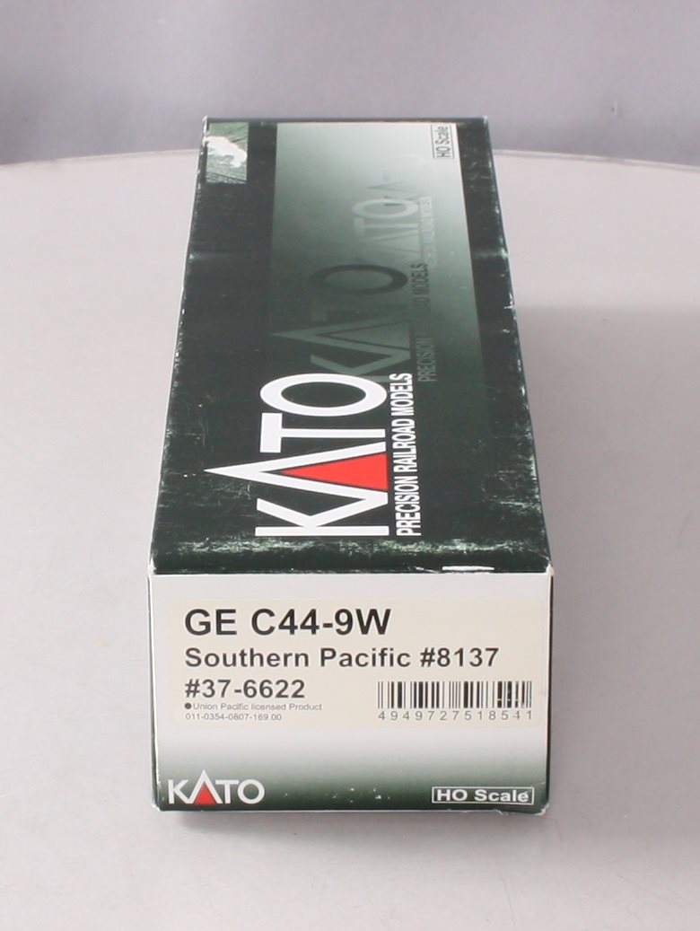 Kato 37-6622 HO Scale Southern Pacific C44-9W Diesel Locomotive #8137