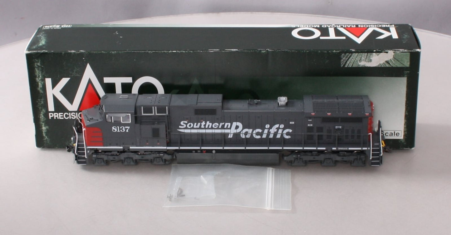 Kato 37-6622 HO Scale Southern Pacific C44-9W Diesel Locomotive #8137