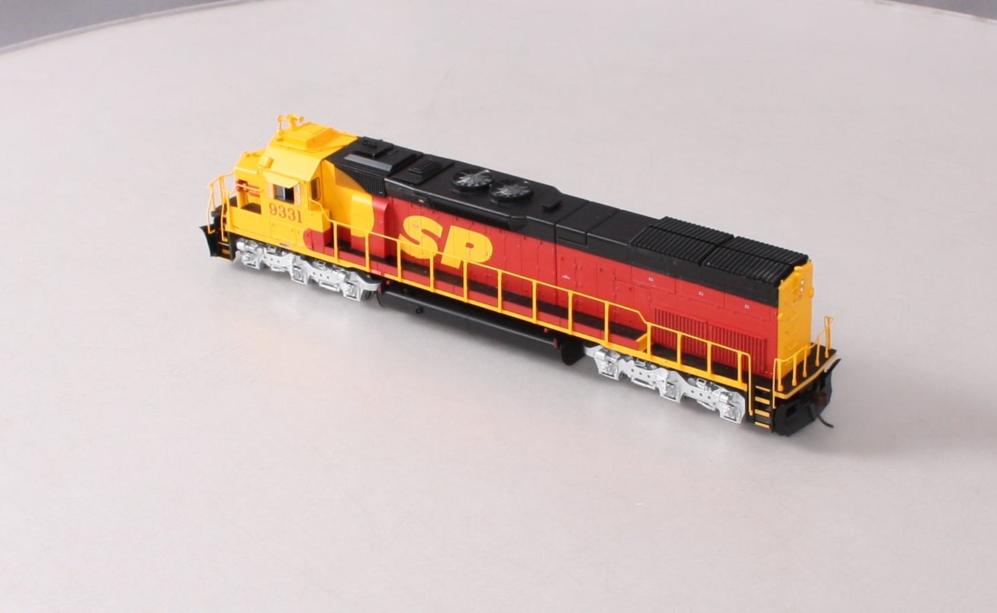Athearn 88777 HO Scale Southern Pacific SD45T-2 Diesel Locomotive #9331