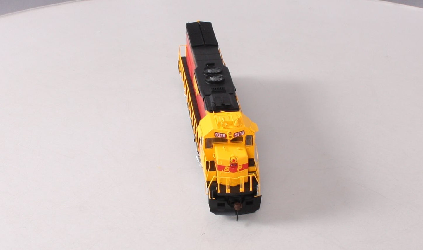 Athearn 88778 HO Scale Southern Pacific SD45T-2 Diesel Locomotive #9338
