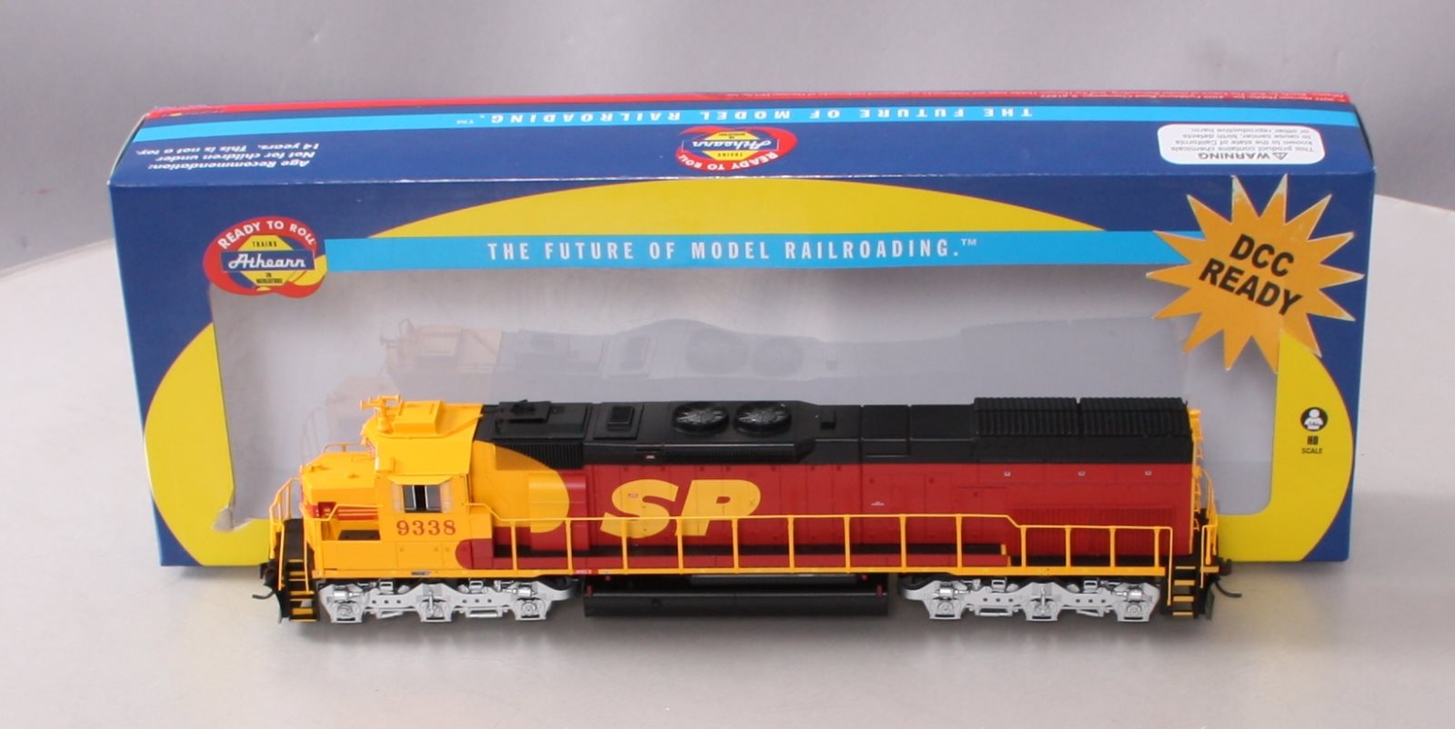 Athearn 88778 HO Scale Southern Pacific SD45T-2 Diesel Locomotive #9338