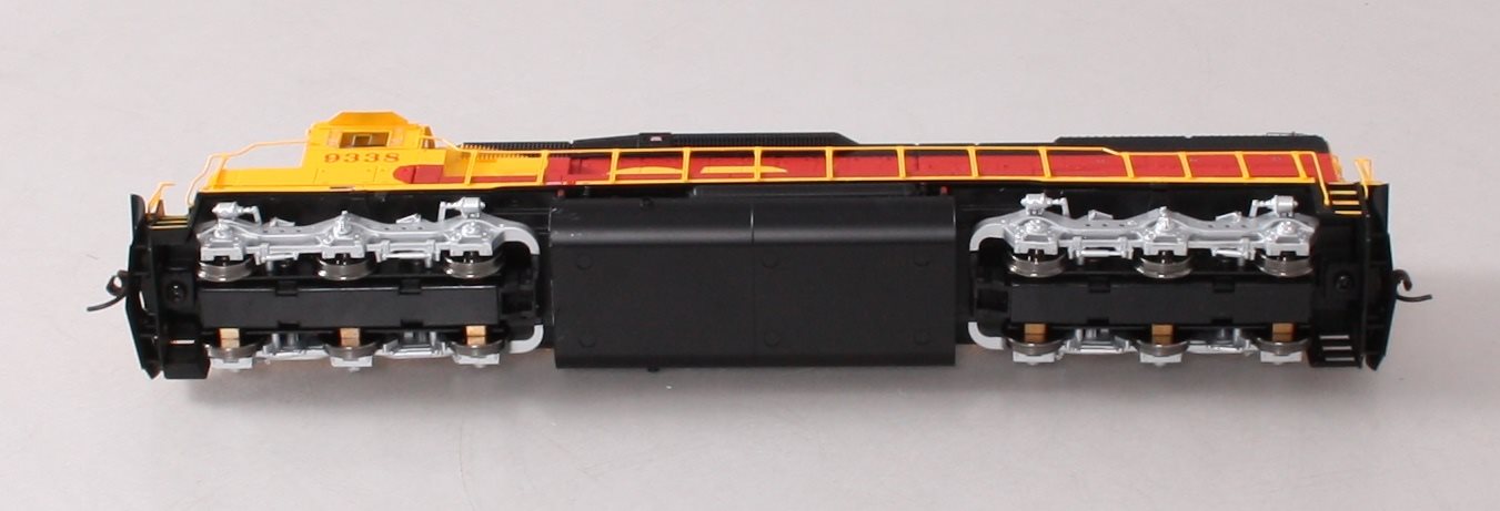 Athearn 88778 HO Scale Southern Pacific SD45T-2 Diesel Locomotive #9338