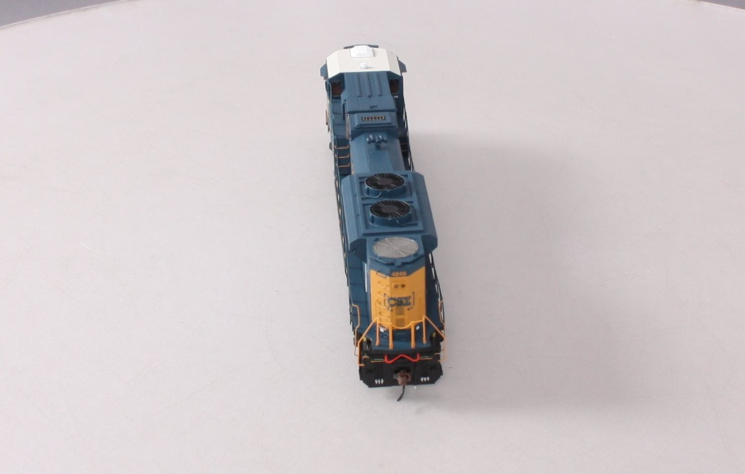 Athearn G89843 HO Scale CSX EMD SD70ACe Diesel Engine W/ DCC & Sound #4849
