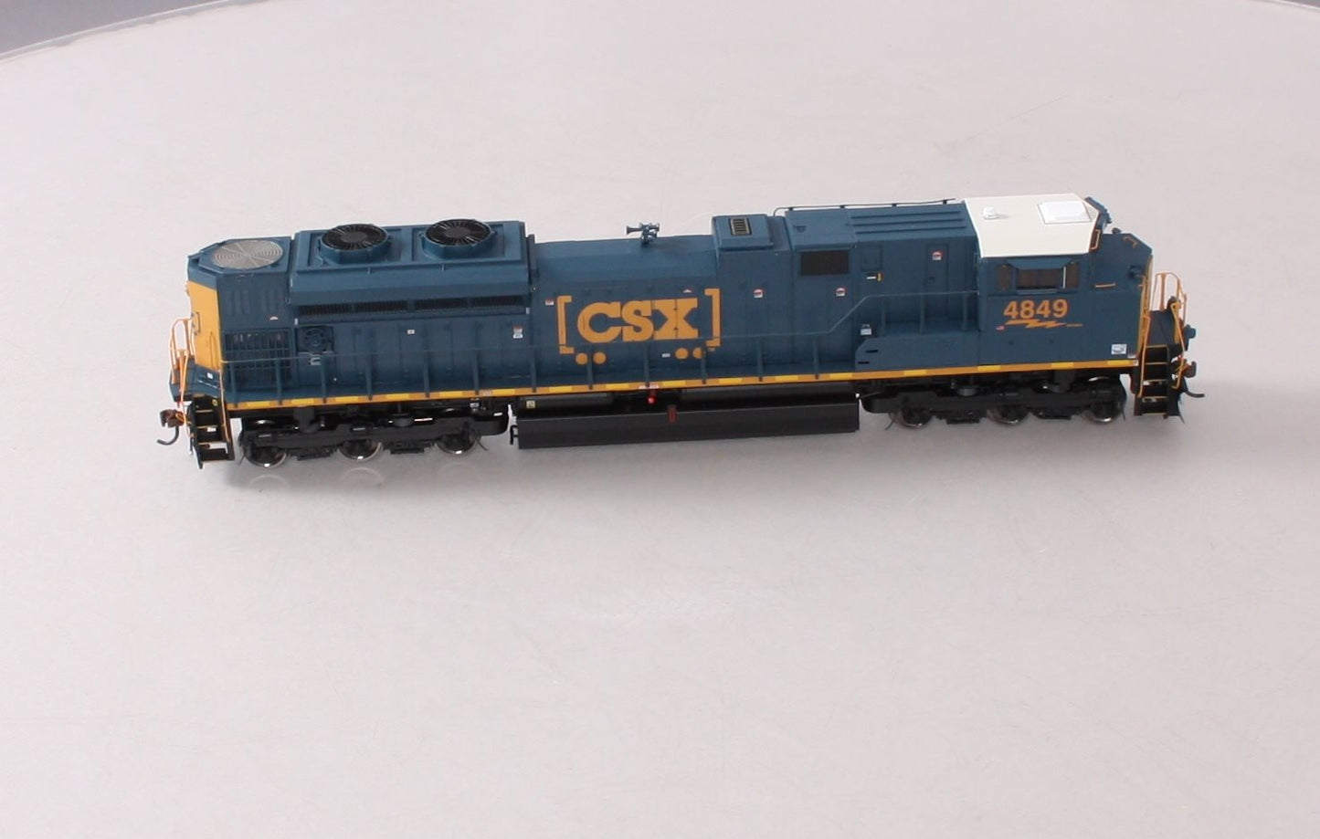 Athearn G89843 HO Scale CSX EMD SD70ACe Diesel Engine W/ DCC & Sound #4849