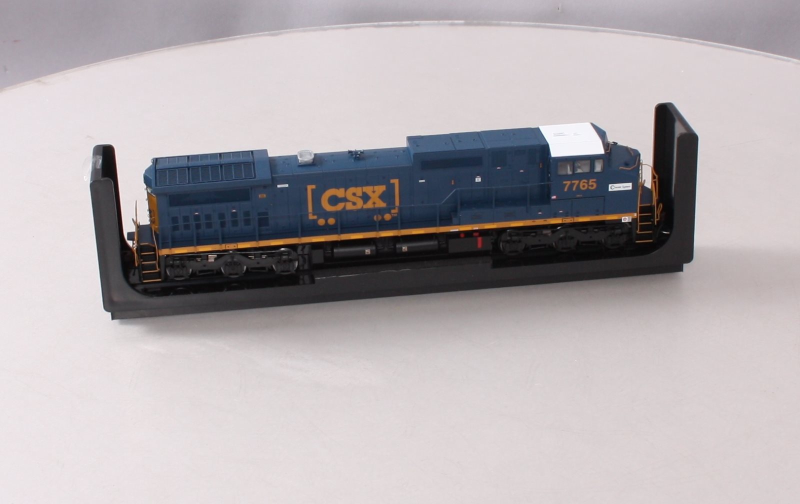 Atlas 10003138 HO CSX DASH 8-40CW Diesel Locomotive #7765 w