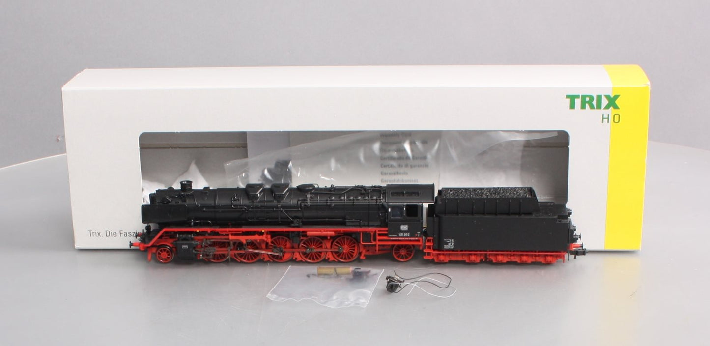 Trix 22945 HO German Federal DB Class 45 Freight Train Steam Locomotive