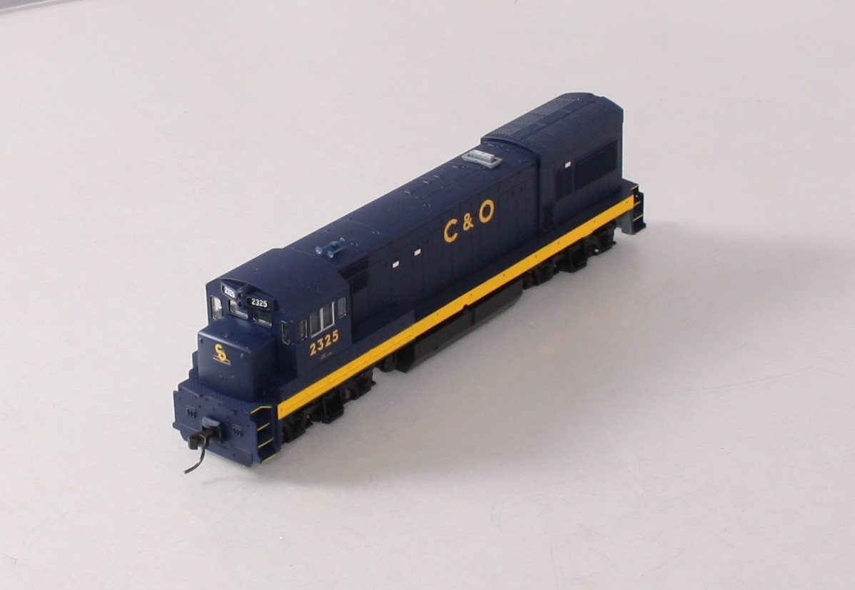 Atlas 8668 HO Chespeake & Ohio U23B Diesel Locomotive #2325