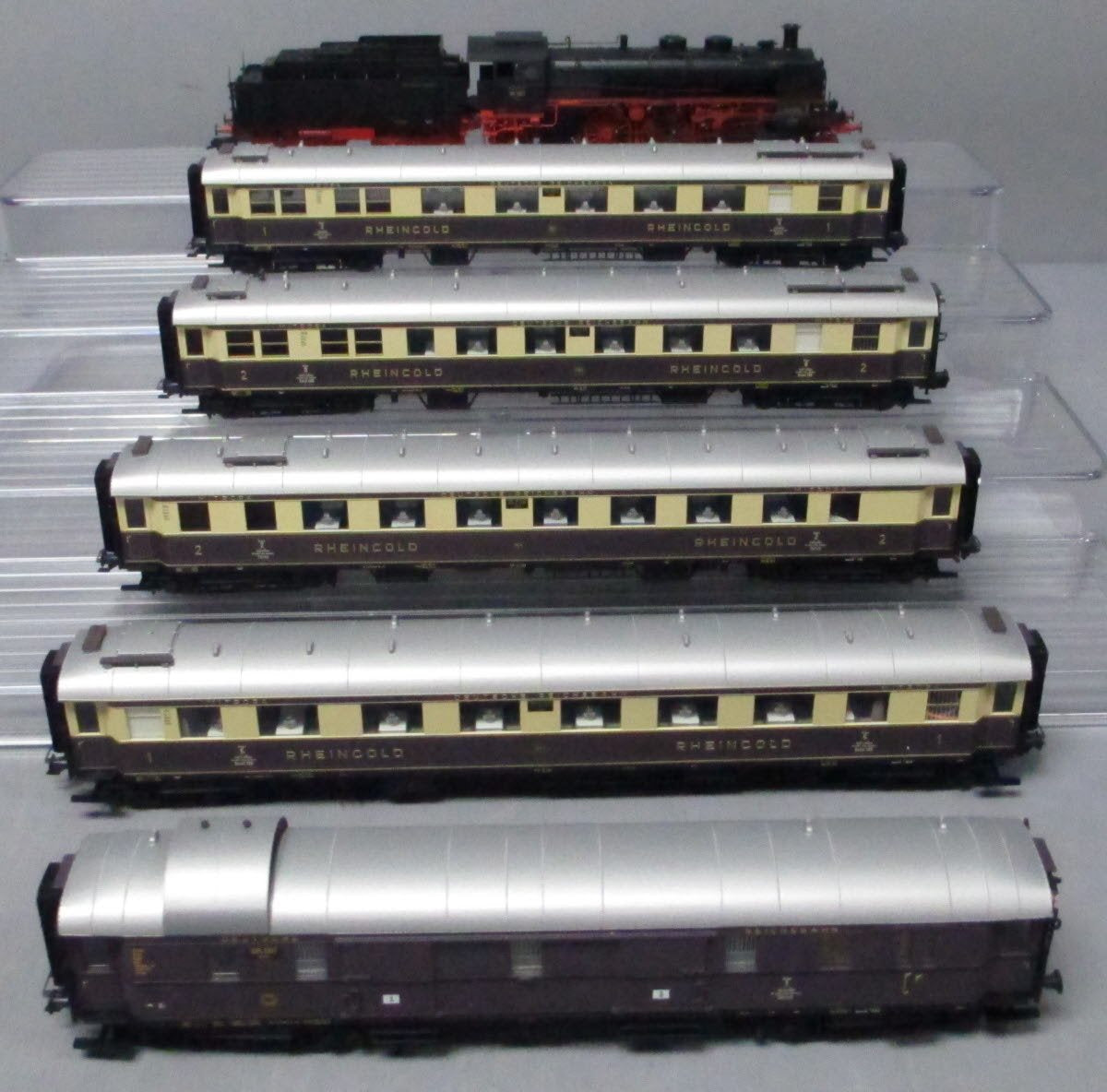 Trix 21928 HO 1928 Rheingold Steam Train Set