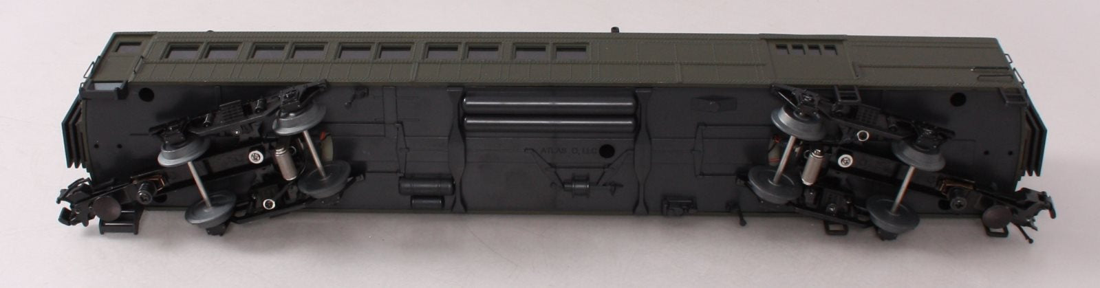 Atlas 2001200 O Gauge Undecorated 3-Rail Trainman 60' Combine Passenger Car