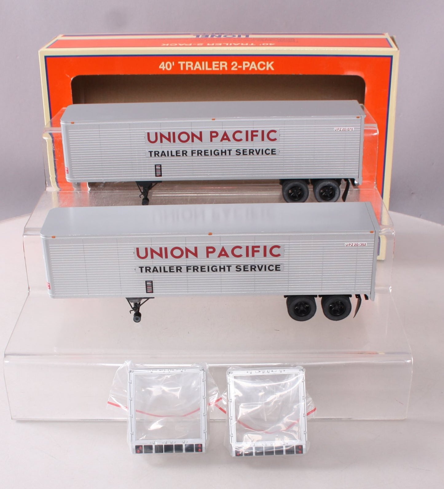 Lionel 6-83585 O Gauge Union Pacific 40' Trailer 2-Pack