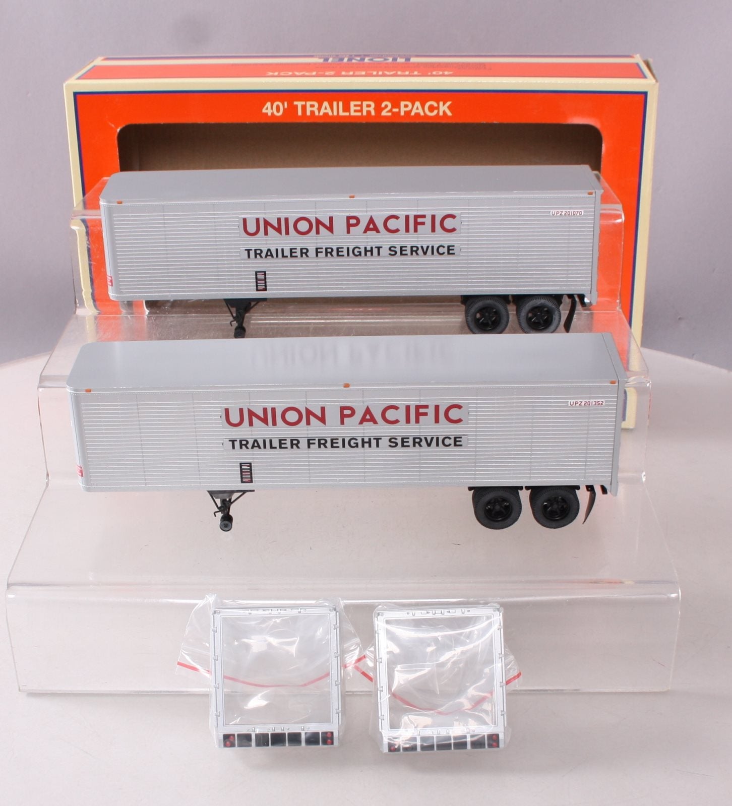 Lionel 6-83585 O Gauge Union Pacific 40' Trailer 2-Pack
