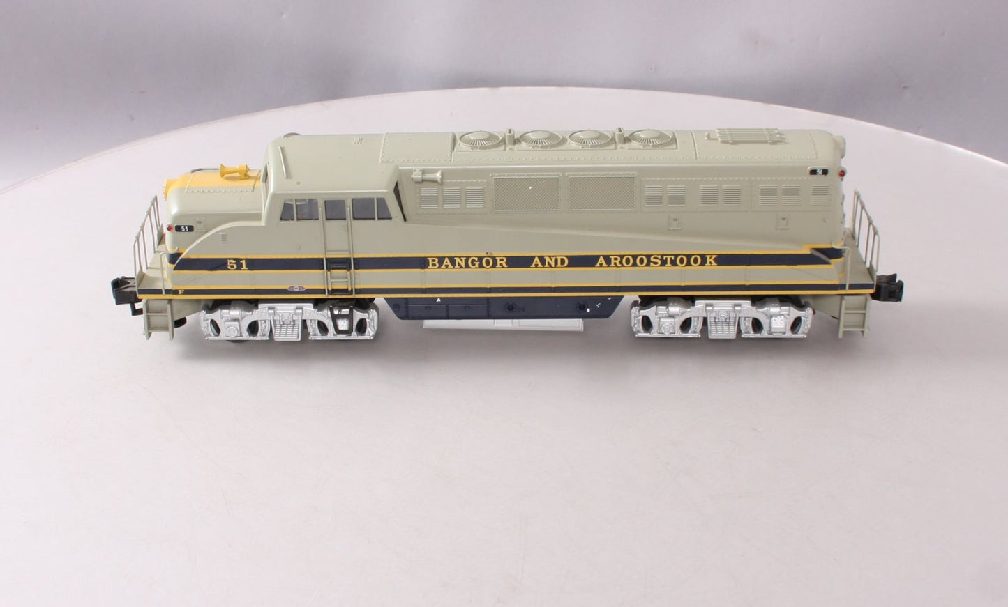 Williams 20301 O Gauge Bangor & Aroostook BL-2  Powered Diesel Locomotive #51
