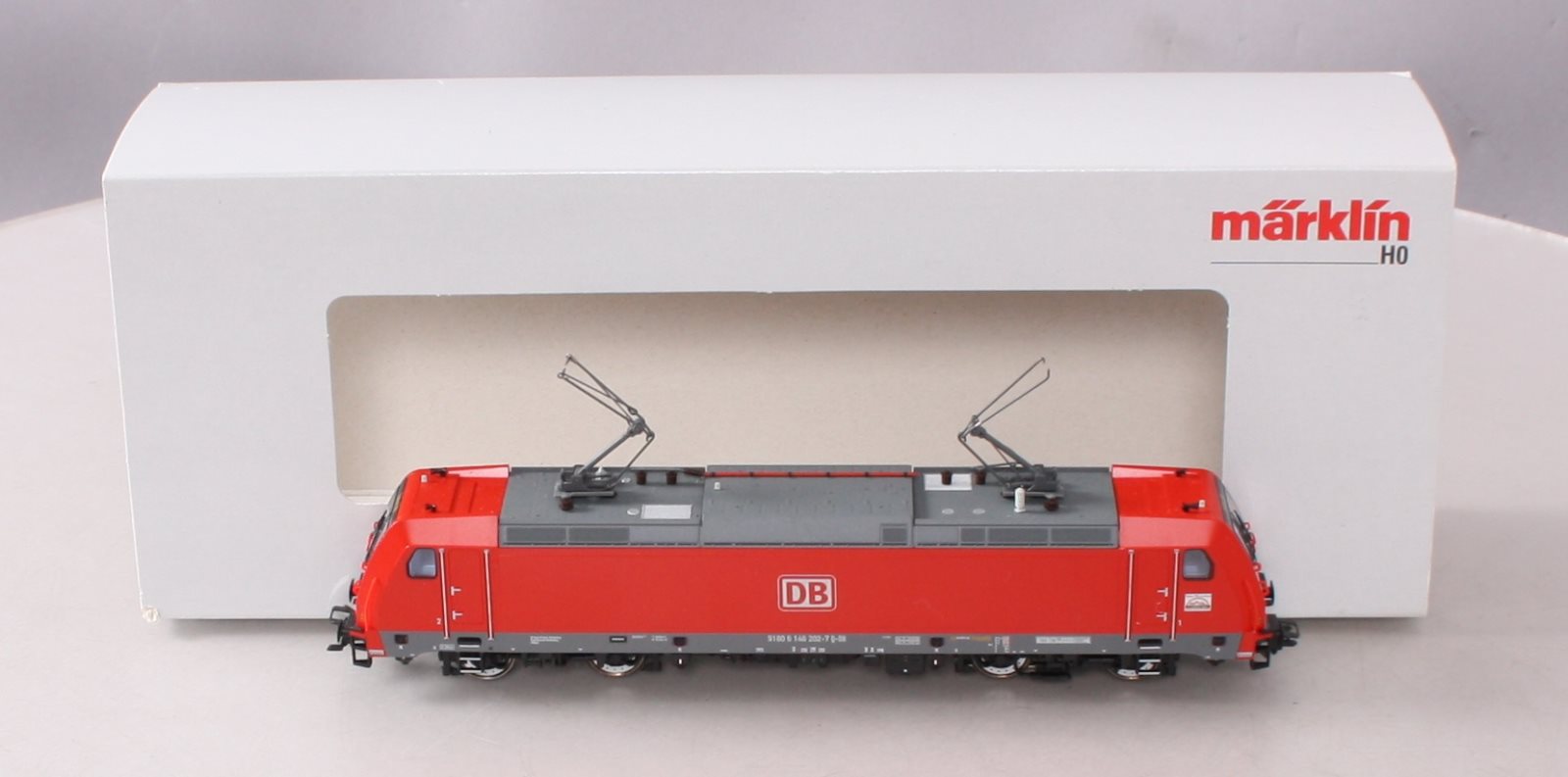 Marklin 37465 HO DB AG Bombardier Traxx Class 146.2 Electric Locomotive