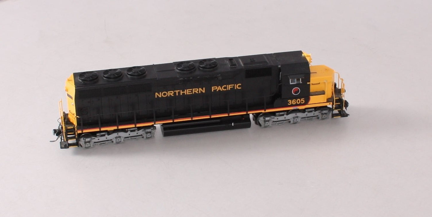 Bachmann 82713 HO Northern Pacific SD-45 Diesel Locomotive #3605 w/DCC