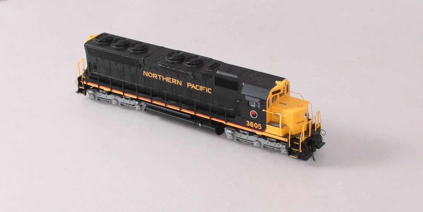 Bachmann 82713 HO Northern Pacific SD-45 Diesel Locomotive #3605 w/DCC