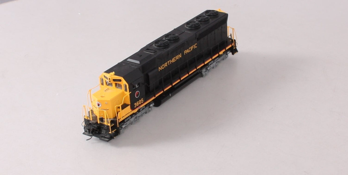 Bachmann 82713 HO Northern Pacific SD-45 Diesel Locomotive #3605 w/DCC