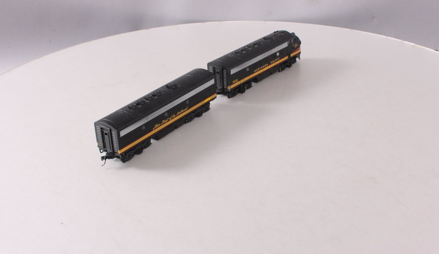 Stewart 5913 HO Northern Pacific EMD F9 A/B Diesel Locomotive Kit #7005
