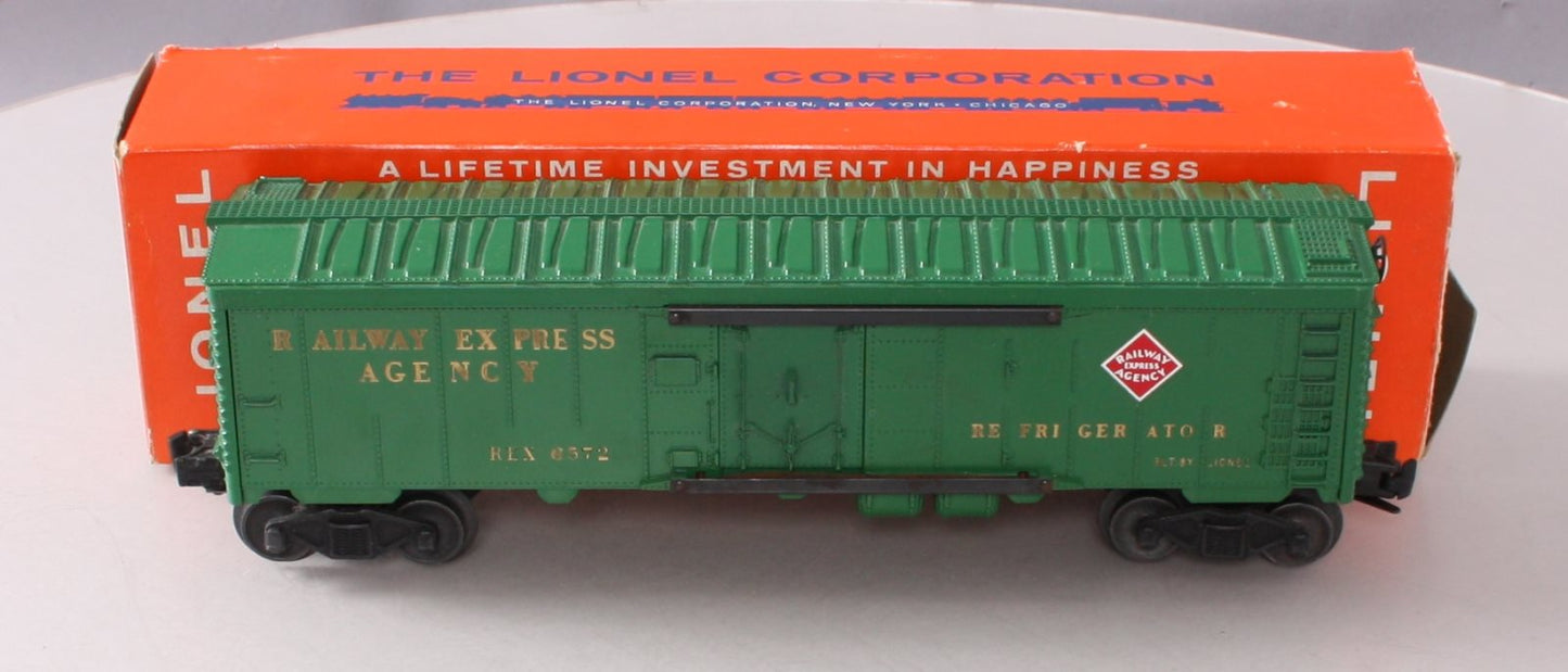 Lionel 6572 Vintage O Railway Express Agency Reefer Car