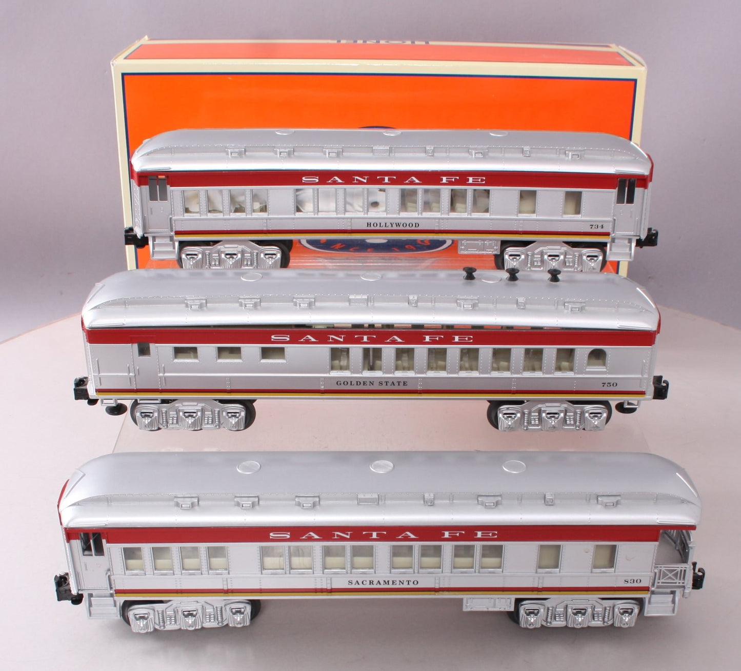 Lionel 6-30121 Santa Fe Baby Madison Passenger Car 3-Pack