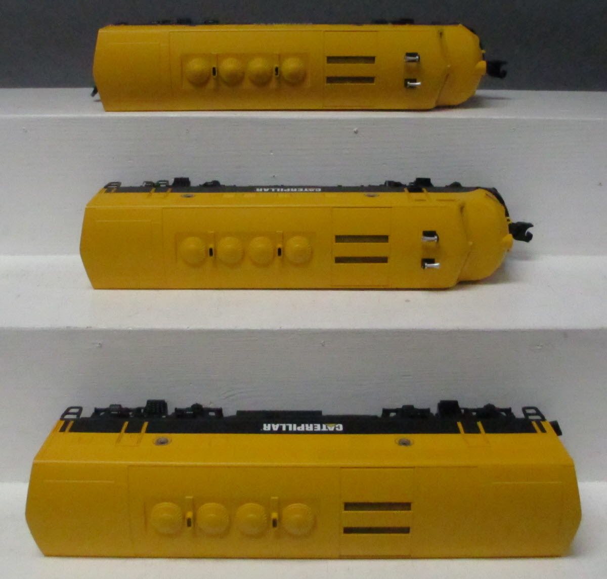 MTH 30-2849-1 O Gauge Caterpillar F-3 ABA Diesel Engine Set w/PS2 #208A/209A