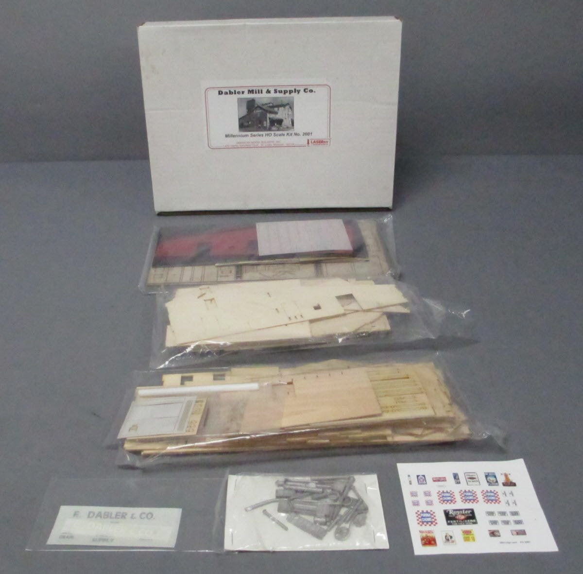 American Model Builders 2001 HO Scale Laser Art Dabler Mill & Supply Co. Kit