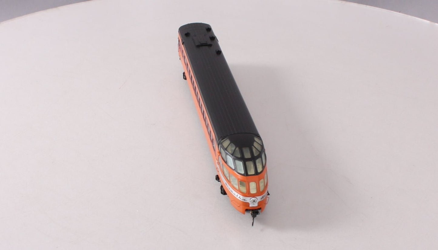 Walthers 920-9098 HO Milwaukee Road Skytop Lounge Car