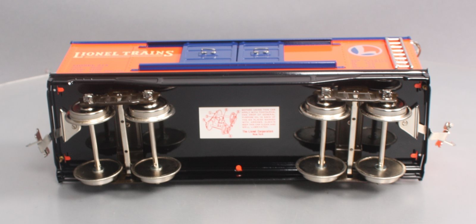 MTH 11-30049 Lionel Corporation #214 Orange/Blue Boxcar