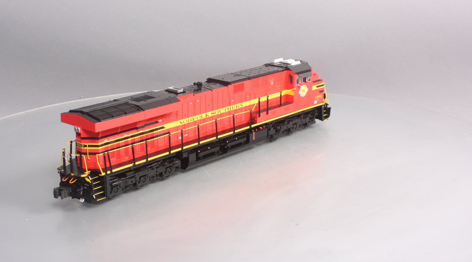 Lionel 6-38967 NS Heritage Legacy ES44AC Diesel Locomotive #1982