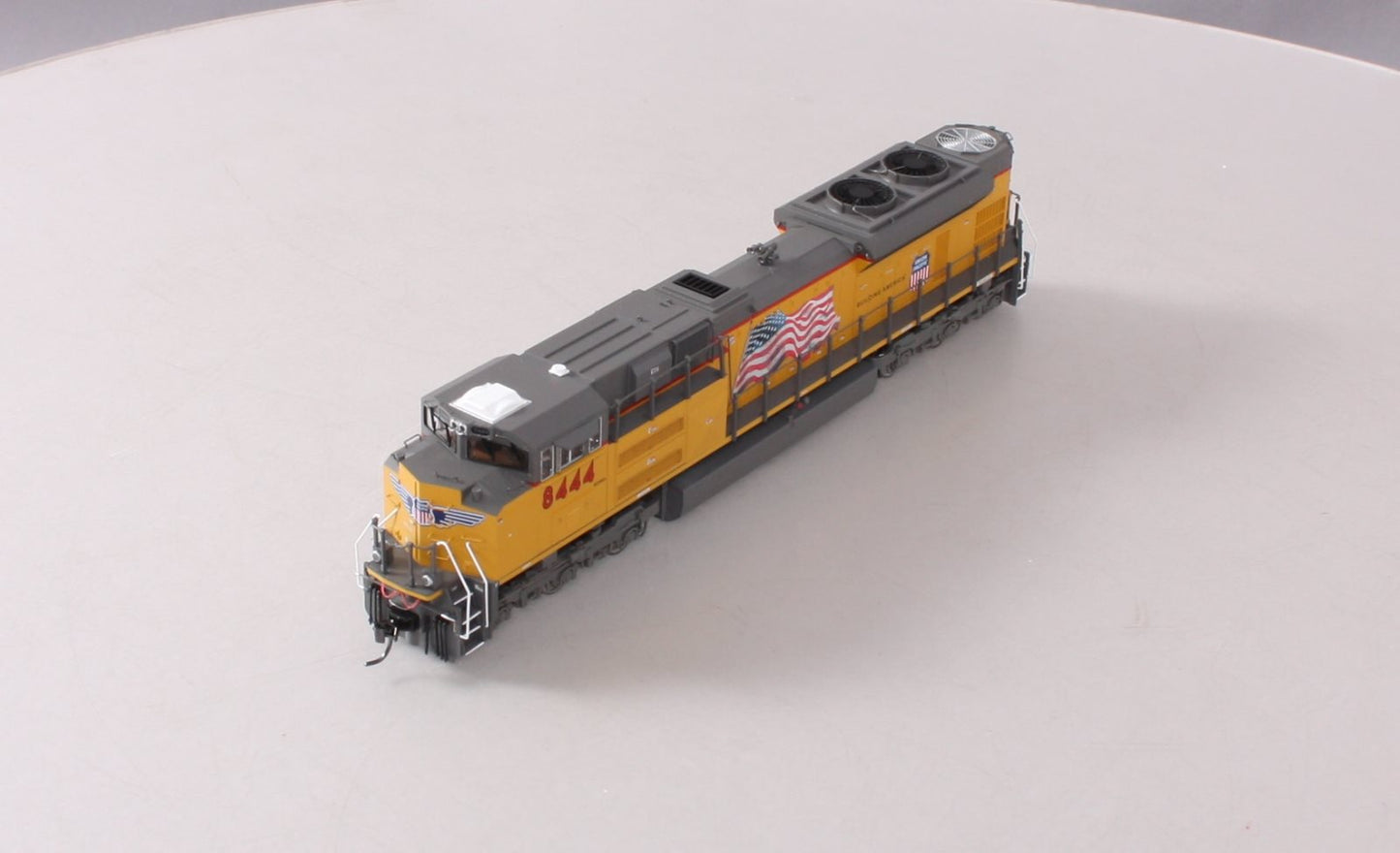 MTH 80-2023-1 HO Union Pacific SD70ACe Diesel Locomotive w/P-S 3.0 #8444