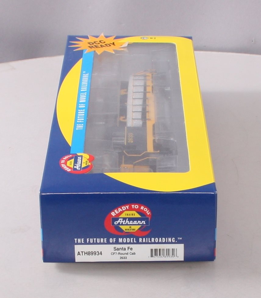 Athearn 89934 HO Santa Fe RTR CF7 Diesel Locomotive #2633