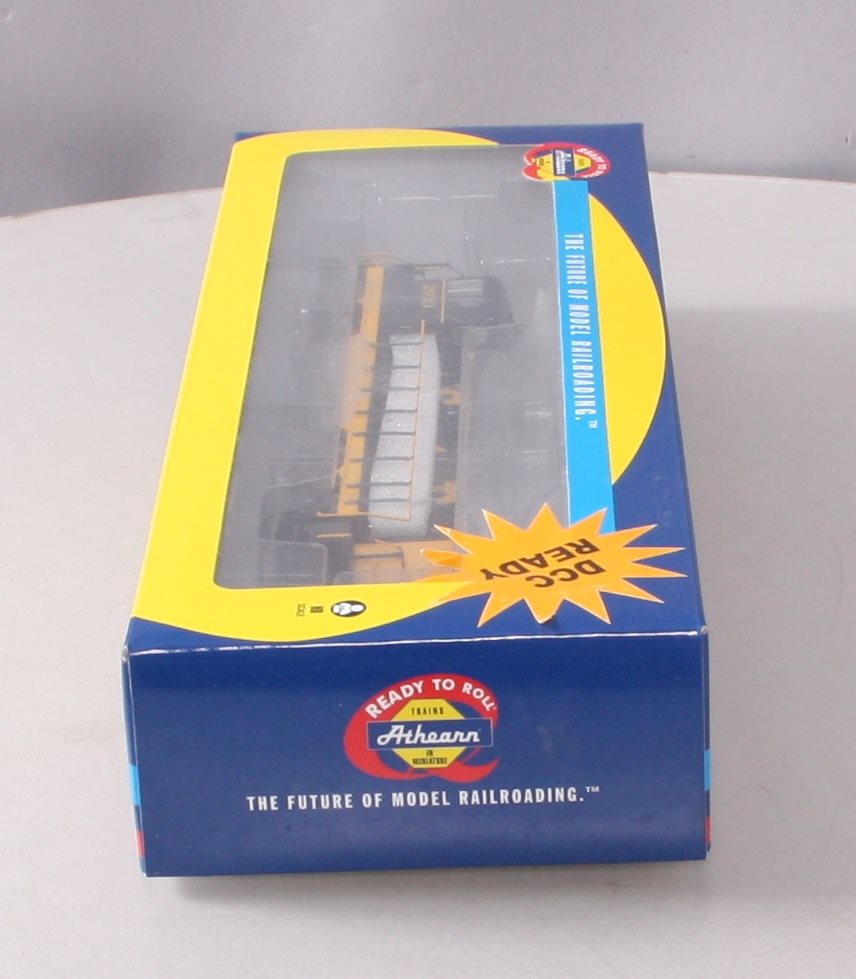 Athearn 89934 HO Santa Fe RTR CF7 Diesel Locomotive #2633