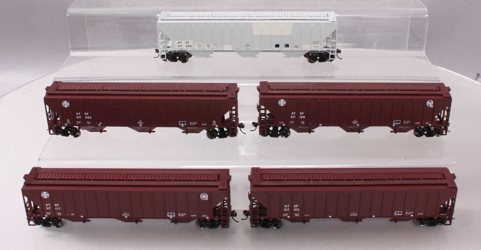 Athearn 72389 HO Santa Fe 54' PS Covered Hopper Pack (Pack of 5)