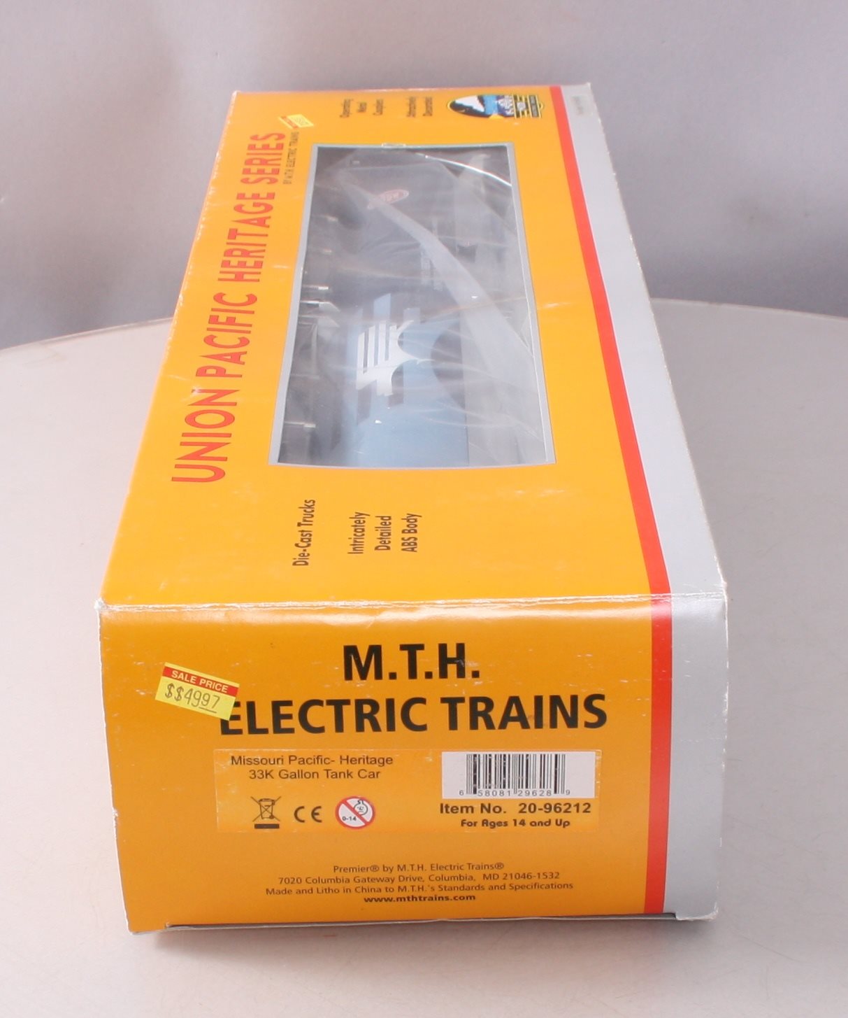 MTH 20-96212 O Gauge 33K Gallon Tank Car Missouri Pacific Heritage #521982