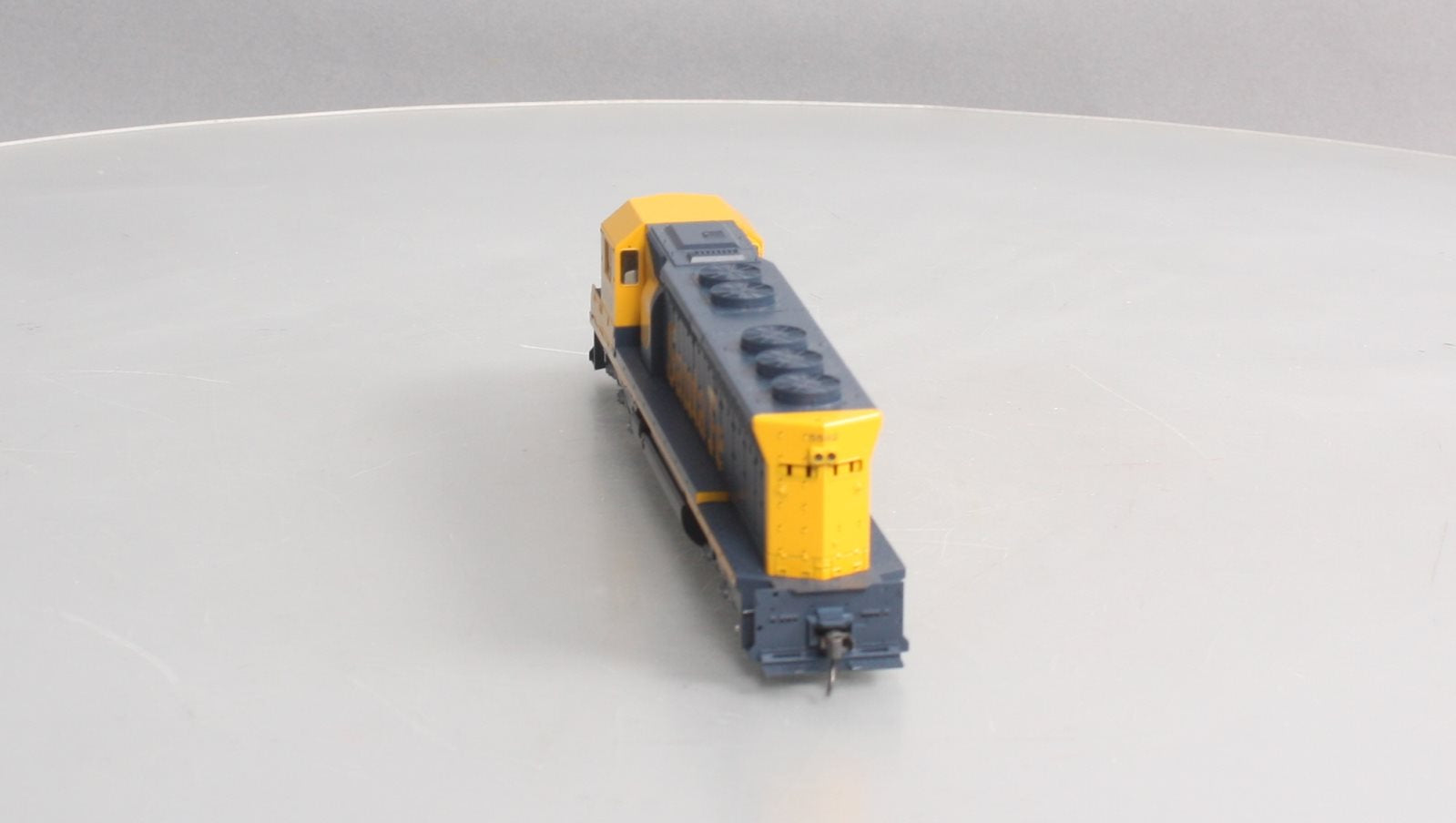 Kato 37-1745 HO Scale Santa Fe EMD SD45 Diesel Locomotive #5592