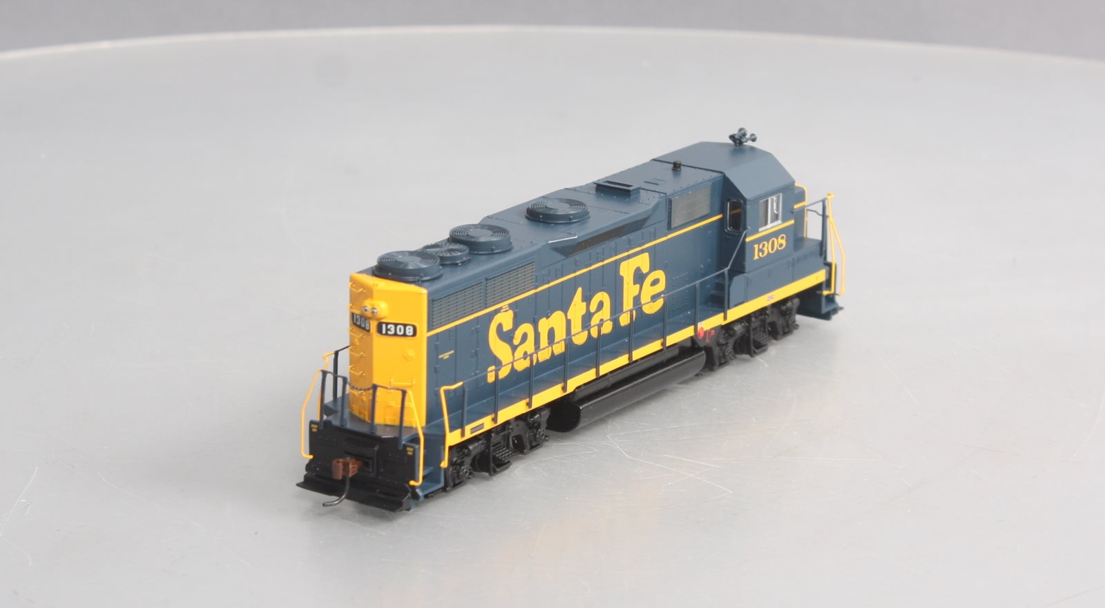 Athearn 96037 HO Scale Santa Fe GP35 Diesel Locomotive #1308