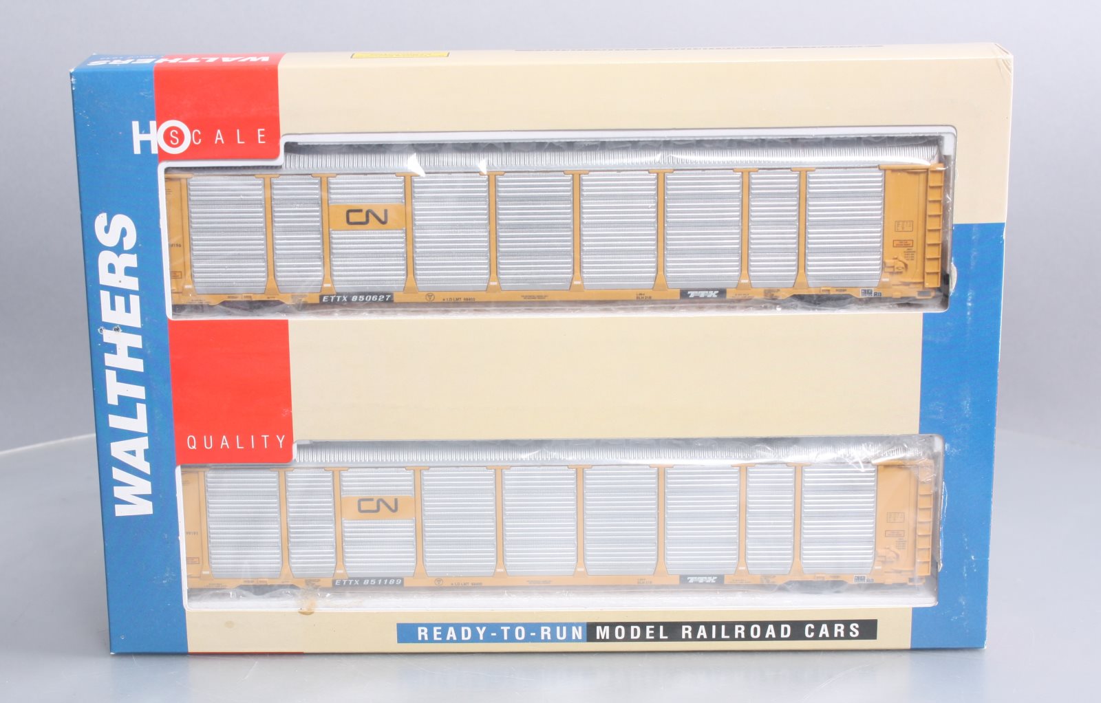 Walthers 932-24864 HO Scale CN Thrall 89' Tri-Level Auto Carriers (Set of 2)