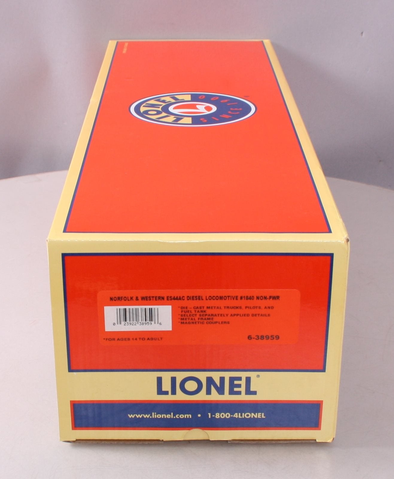 Lionel 6-38959 O N&W ES44AC Non-Powered Diesel Locomotive #1840