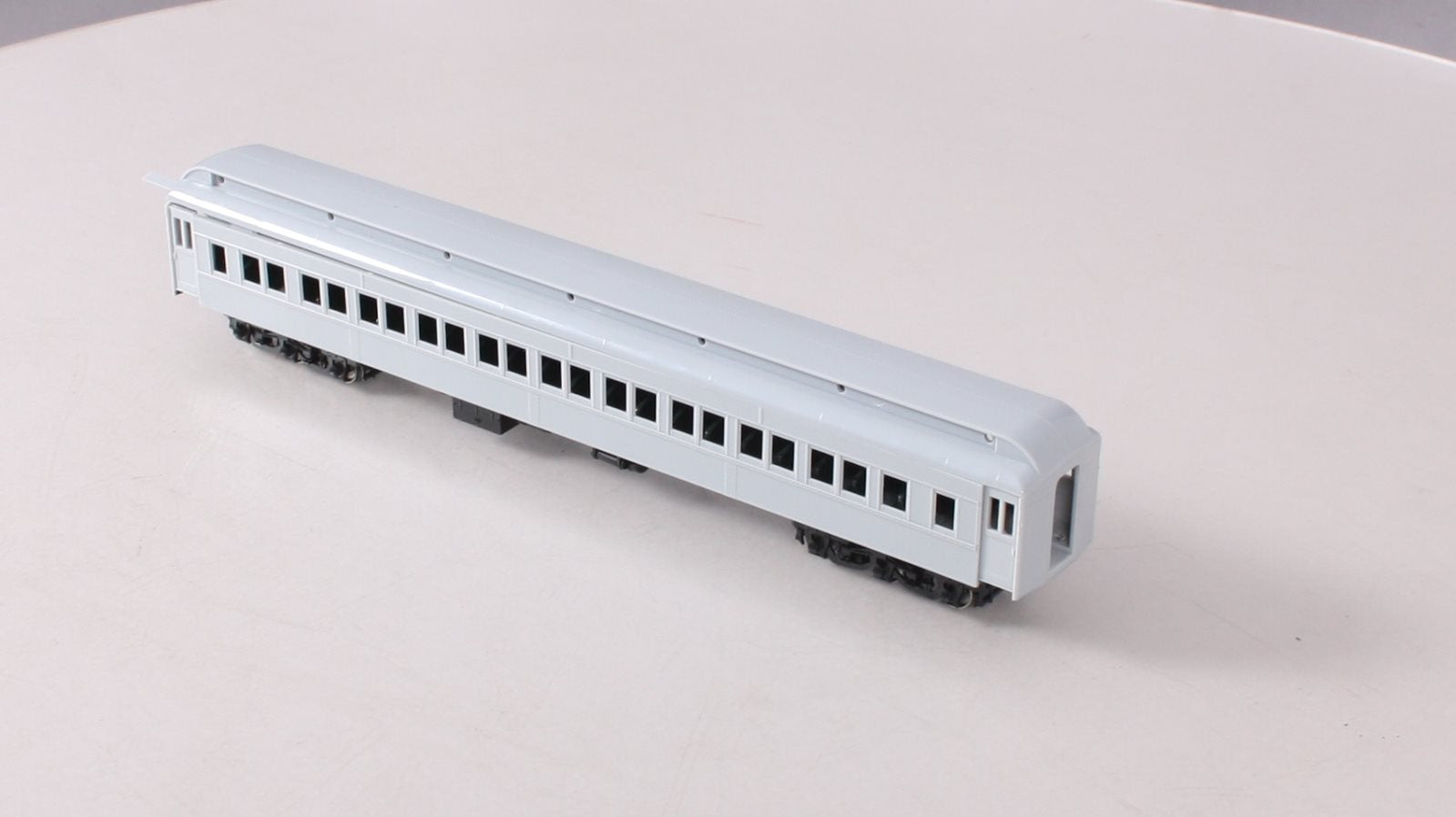 Atlas 20001709 HO Undecorated Paired Window Heavyweight Coach